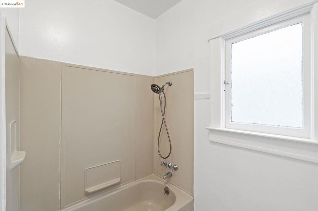 CENTRAL BERKELEY - Residential