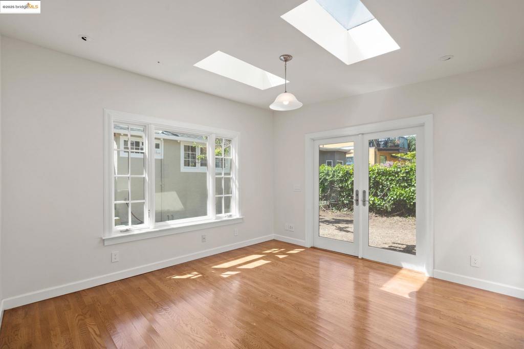 CENTRAL BERKELEY - Residential