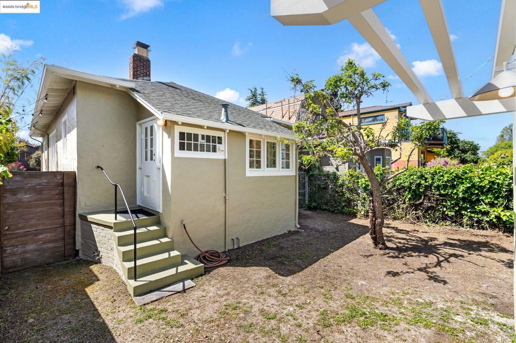 CENTRAL BERKELEY - Residential