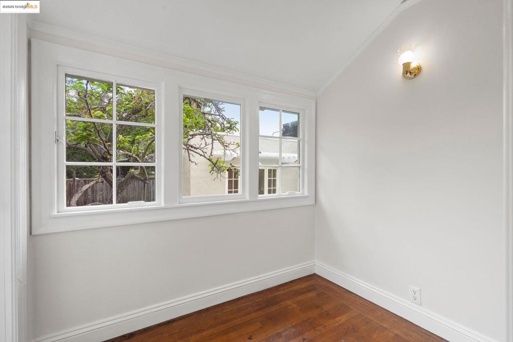 CENTRAL BERKELEY - Residential