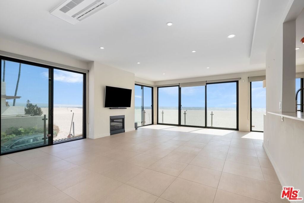1 Northstar Street