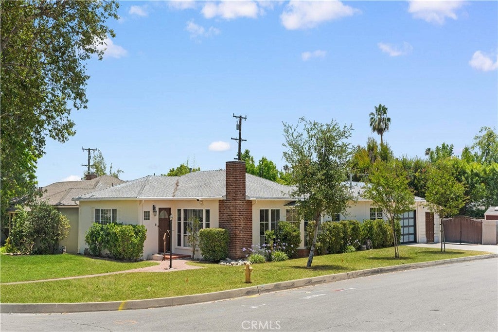 2326 Galbreth RD, Pasadena CA 91104