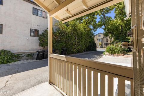 Photo of 412 Pioneer Drive, Glendale, CA 91203 (MLS # P1-25393)