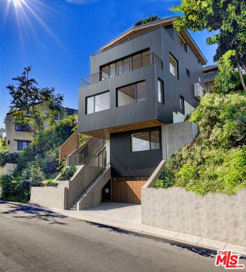 Photo of 2367 Lake View Avenue, Los Angeles, CA 90039 (MLS # 26671955)