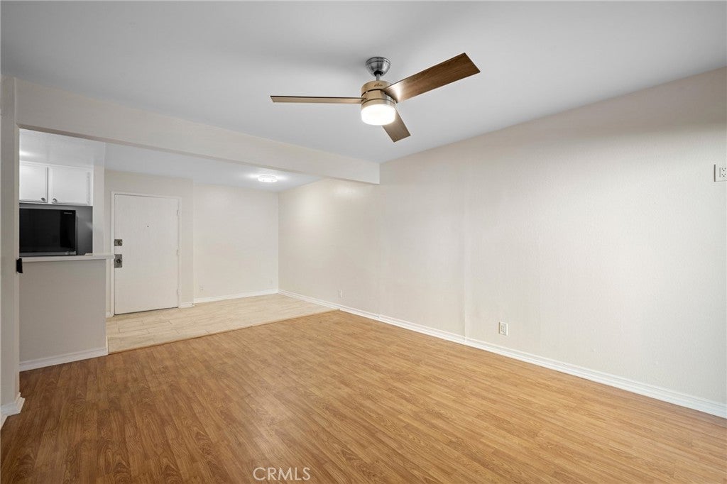 15425 Sherman 107A