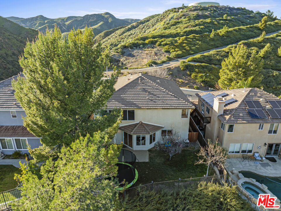 32610 Ridge Top Lane
