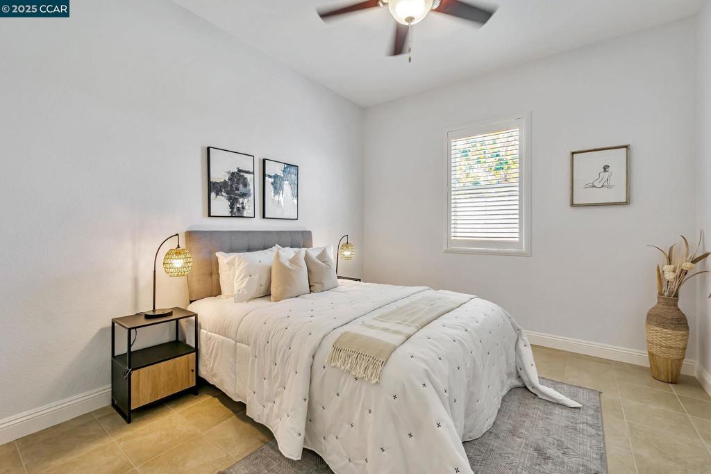 TRILOGY VINEYARDS - Residential