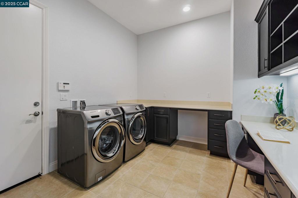 TRILOGY VINEYARDS - Residential