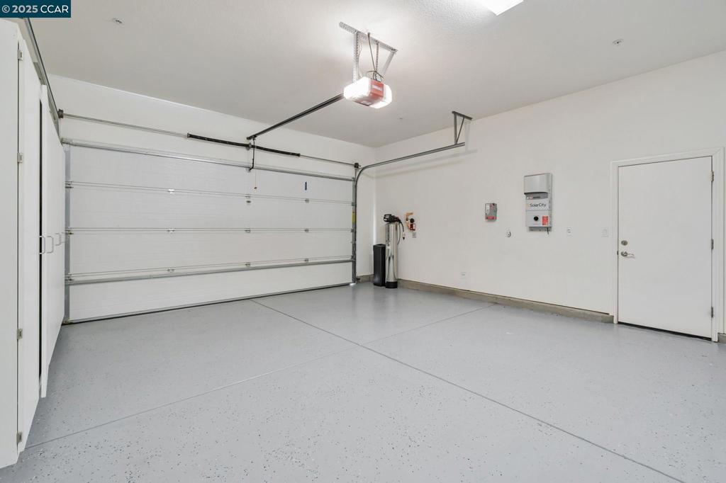 TRILOGY VINEYARDS - Residential