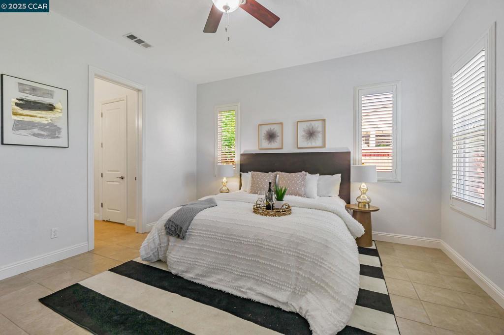 TRILOGY VINEYARDS - Residential