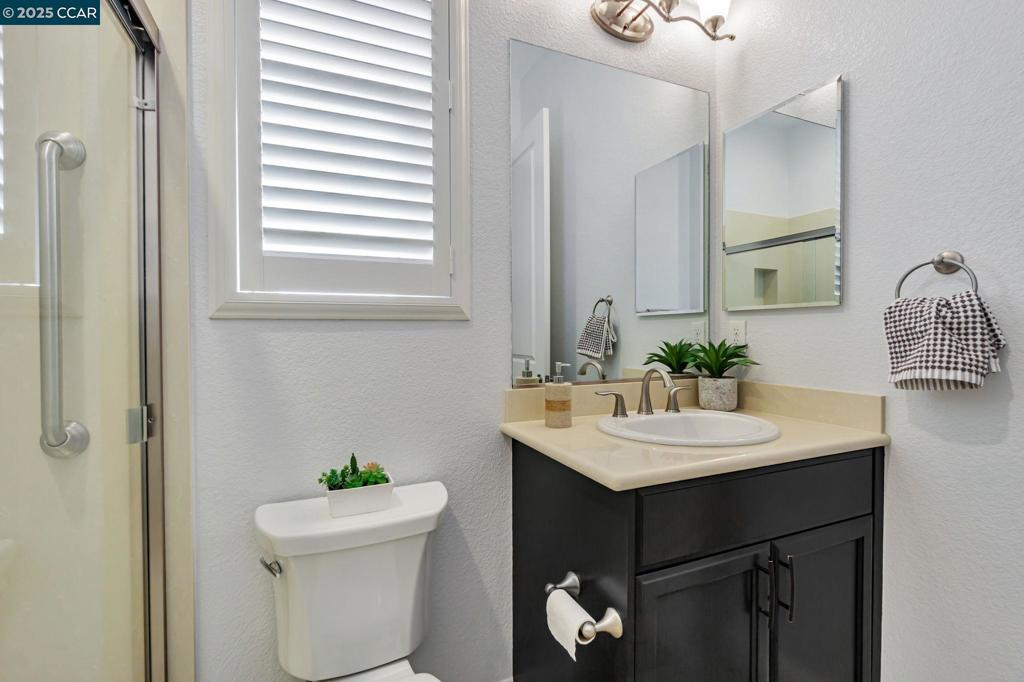 TRILOGY VINEYARDS - Residential