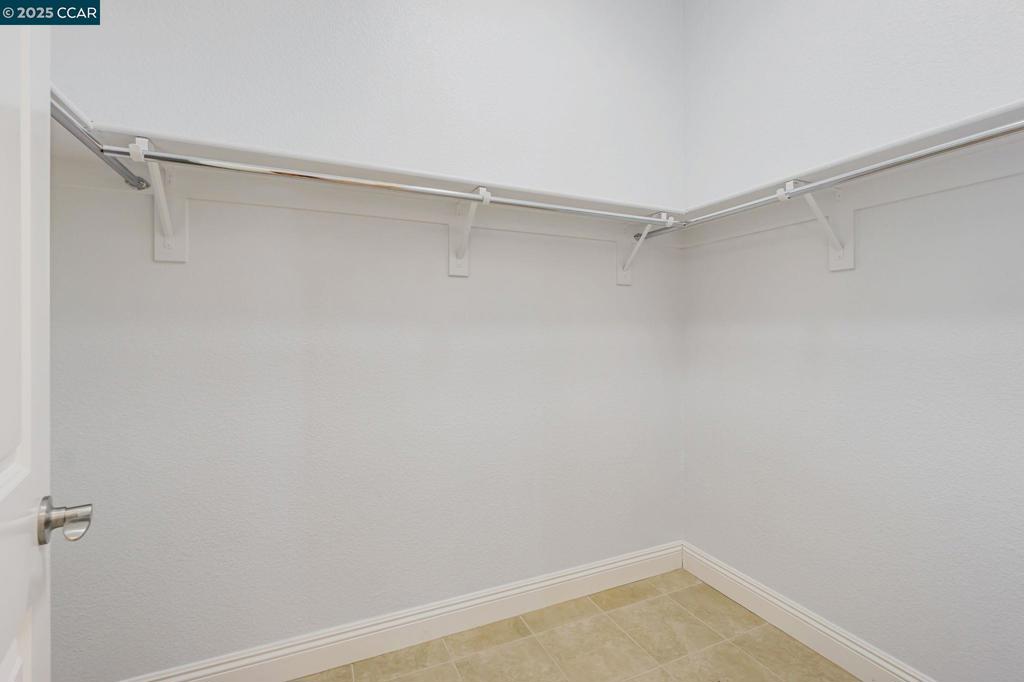 TRILOGY VINEYARDS - Residential