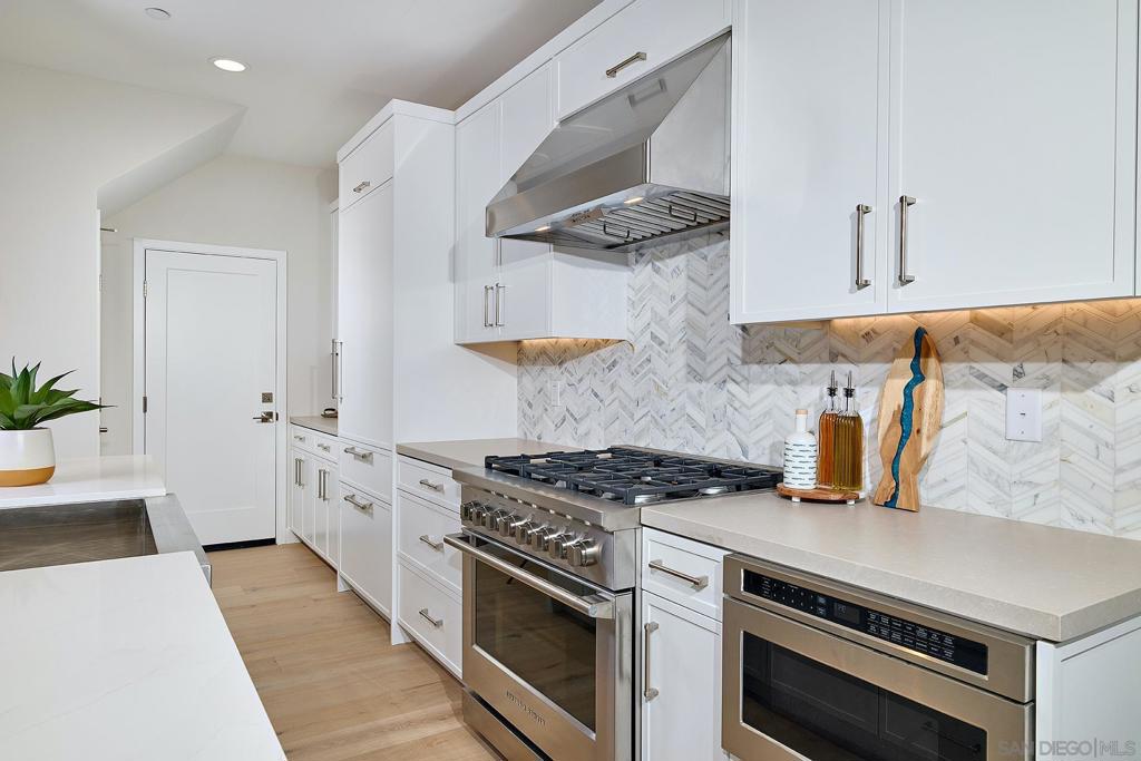 Leucadia - Residential