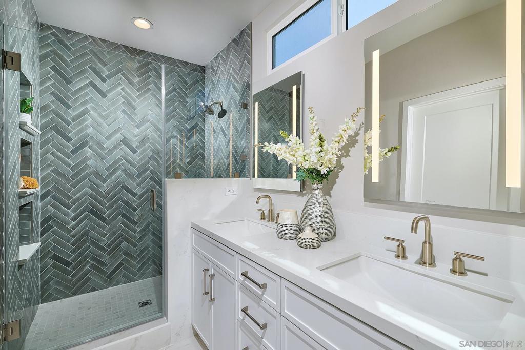 Leucadia - Residential