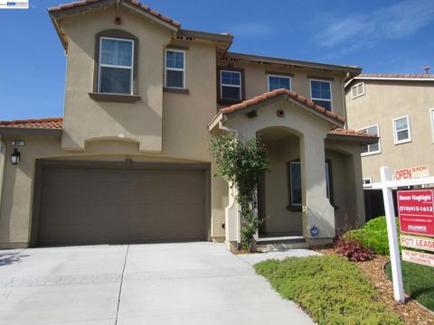 Photo of 607 Guild Road Rd, Vacaville, CA 95688 (MLS # 41130648)