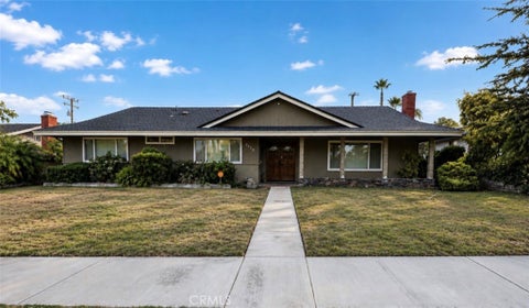 Photo of 1753 N San Antonio AVE, Upland, CA 91784 (MLS # CV26182669)