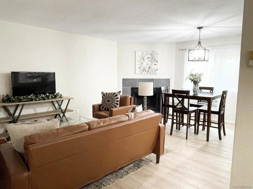 2863 Broadway 105