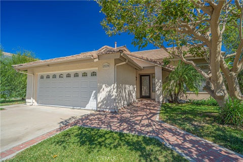 Photo of 13179 View Mesa Street, Moorpark, CA 93021 (MLS # SR26197645)