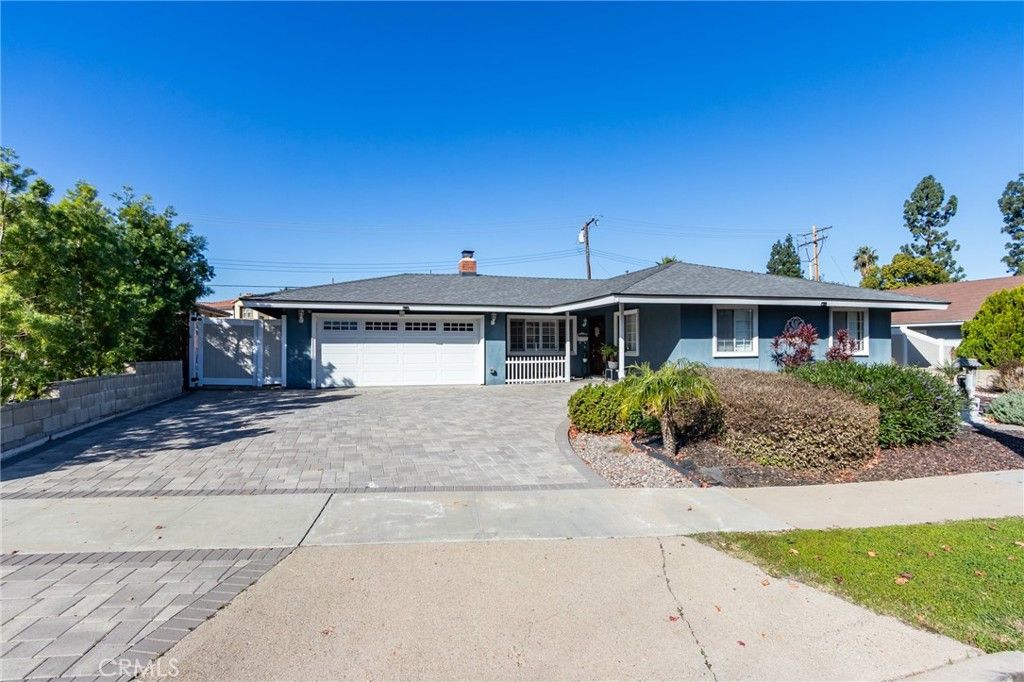 Photo of 321 N Starfire St, Anaheim, CA 92807 (MLS # PW25271986)