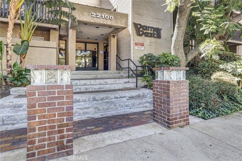 Photo of 22100 Burbank Blvd #130C, Woodland Hills, CA 91367 (MLS # OC26015549)