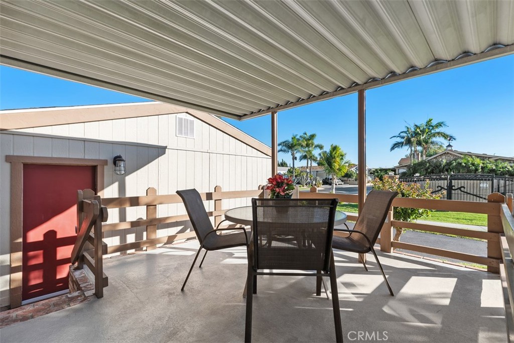 5815 E La Palma Avenue E 271