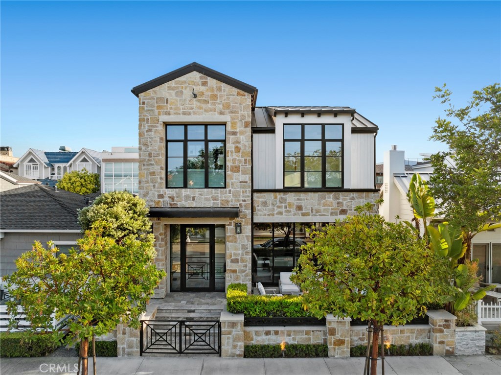 Balboa Peninsula Point (BLPP) - Residential