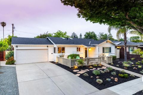 Photo of 4965 Bel Escou Drive, San Jose, CA 95124 (MLS # ML82046805)
