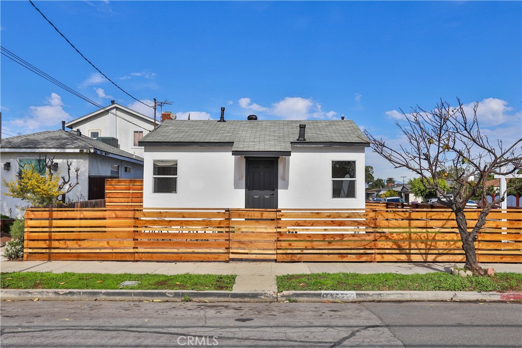 1639 E Hungerford Street