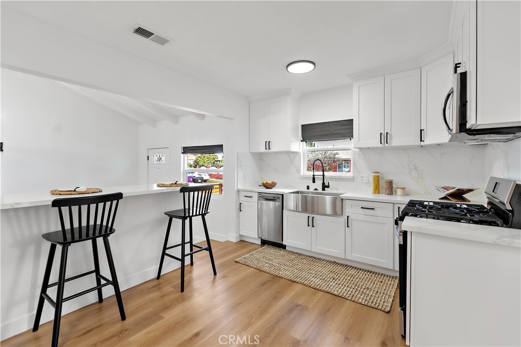 1639 E Hungerford Street