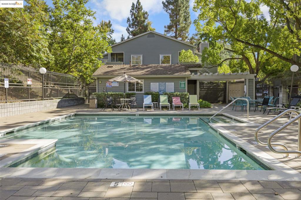 SEQUOYAH - Residential