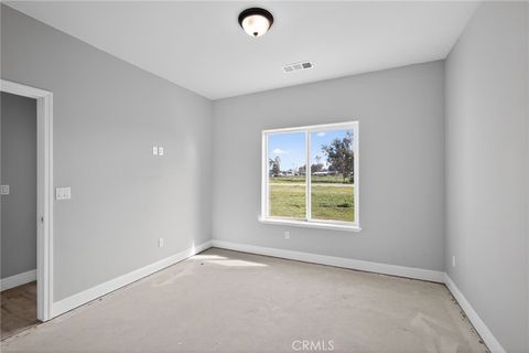 Tiny photo for 19774 Road 31, Madera, CA 93638 (MLS # MC26049845)