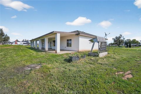 Tiny photo for 19774 Road 31, Madera, CA 93638 (MLS # MC26049845)