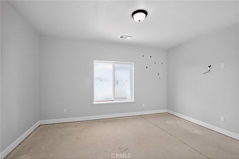 Tiny photo for 19774 Road 31, Madera, CA 93638 (MLS # MC26049845)