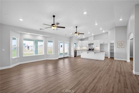 Tiny photo for 19774 Road 31, Madera, CA 93638 (MLS # MC26049845)