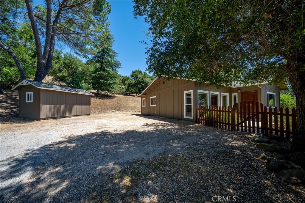 7295 San Gabriel Road