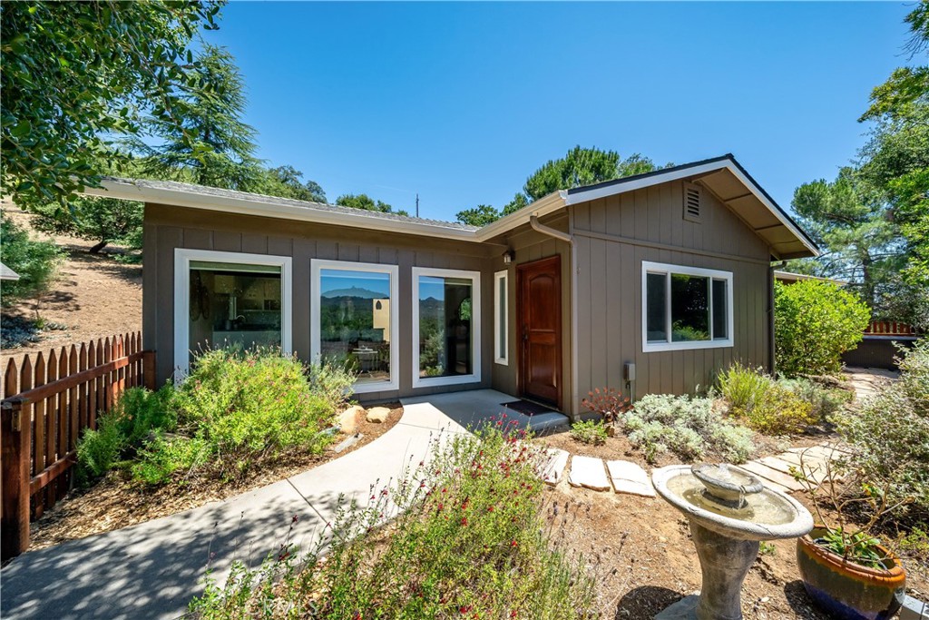 7295 San Gabriel Road
