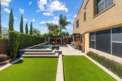 Photo of 809 Dolphin Circle, Encinitas, CA 92024 (MLS # NDP2603304)