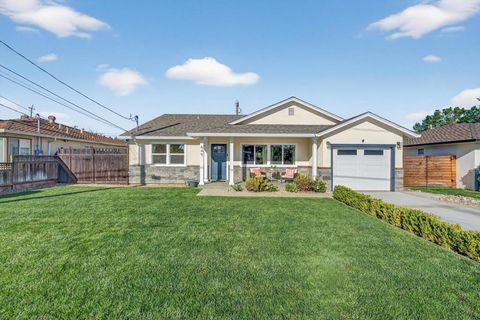 Photo of 649 Chauncey Way, San Jose, CA 95128 (MLS # ML82036120)
