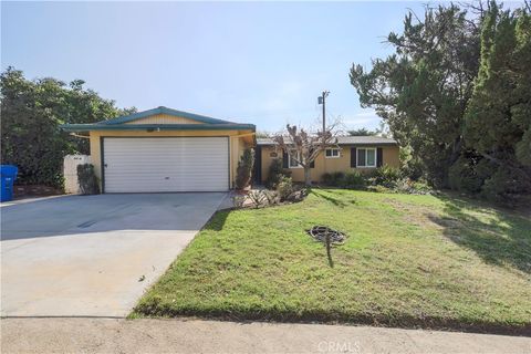 Photo of 12902 Chippewa, Sylmar, CA 91342 (MLS # SR26028953)