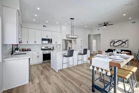 573 Florida St Imperial Beach CA 91932