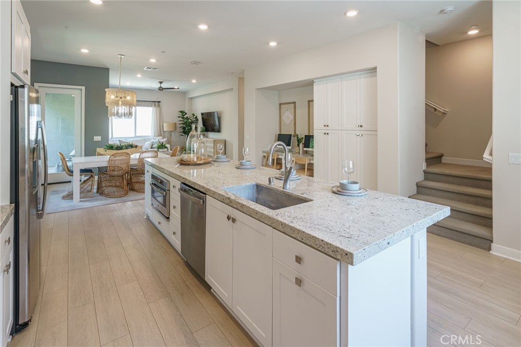 1850 S Westside Drive 10