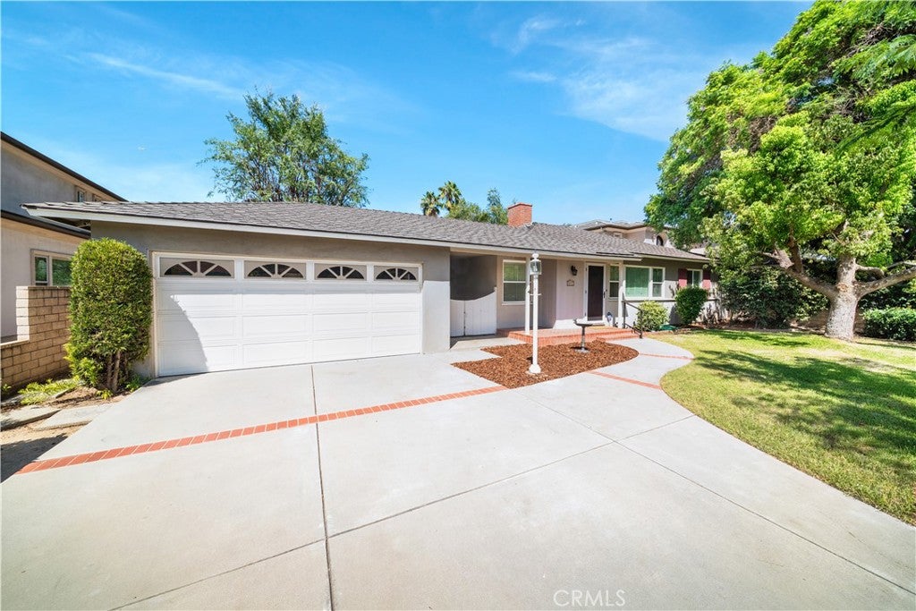 2231 Greenfield
