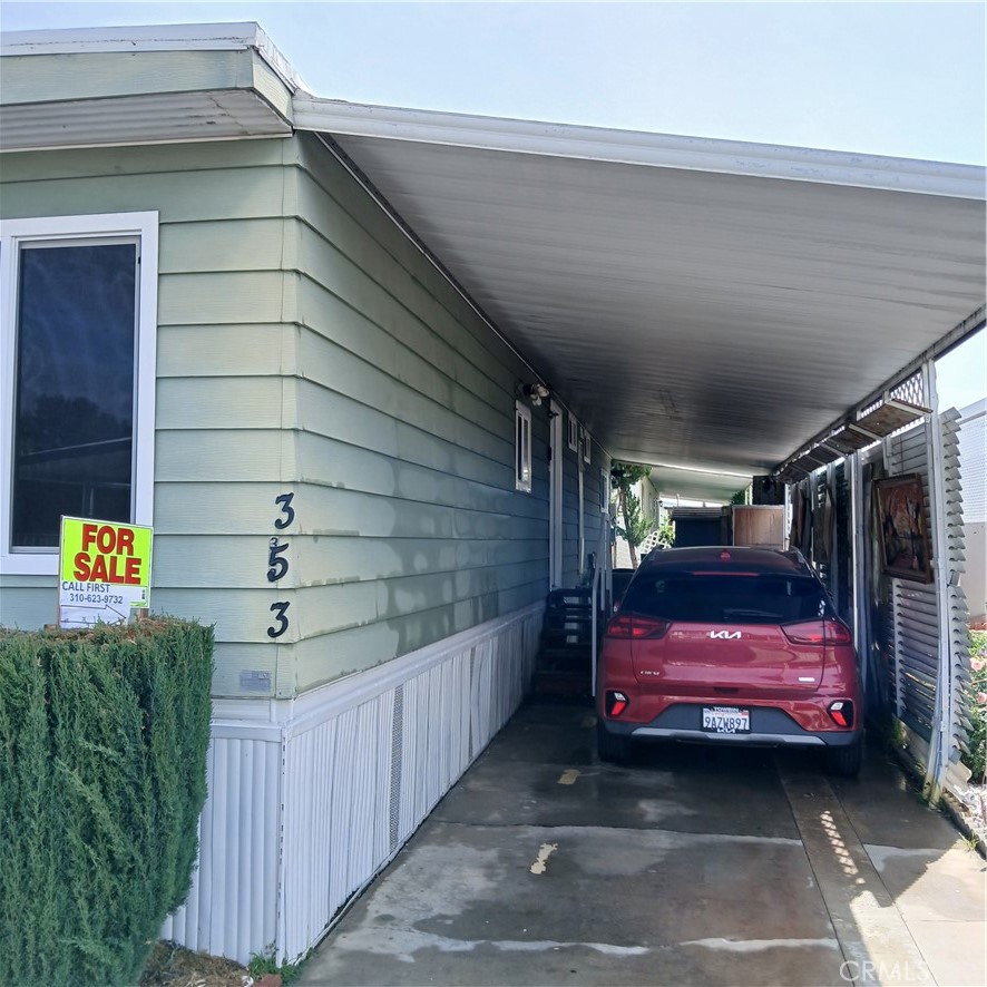 8811 CANOGA Avenue 353