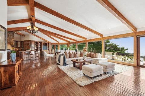912 Newkirk Dr La Jolla CA 92037