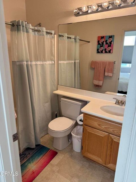 Tiny photo for 148 Beach Side Court, Ventura, CA 93001 (MLS # V1-34405)