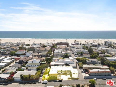Photo of 119 Paloma Avenue #G, Venice, CA 90291 (MLS # 26852877)