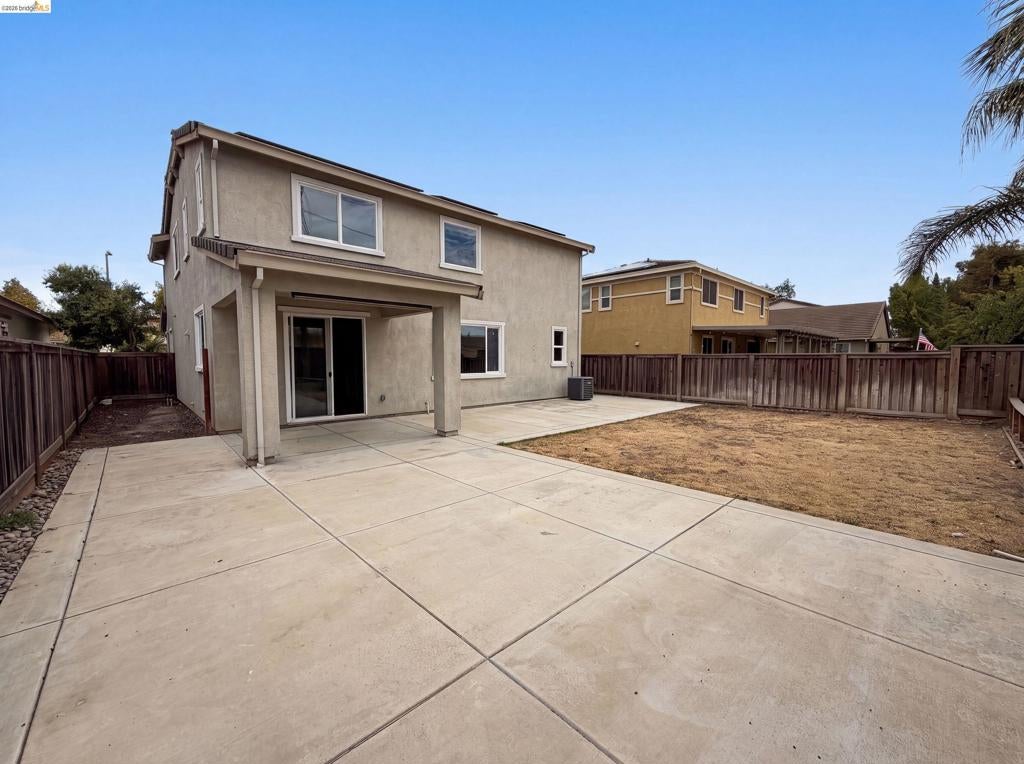 1519 Sycamore Dr