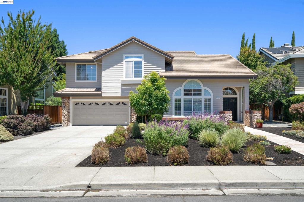 1024 Belleterre Dr DR