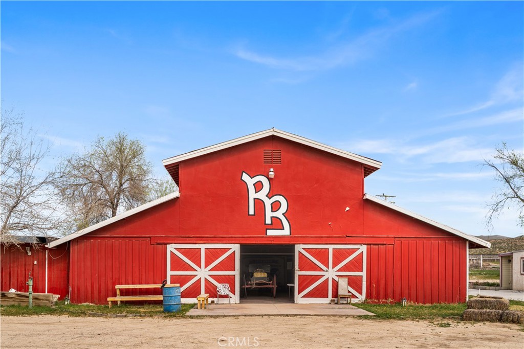 14433 Roy Rogers Ranch