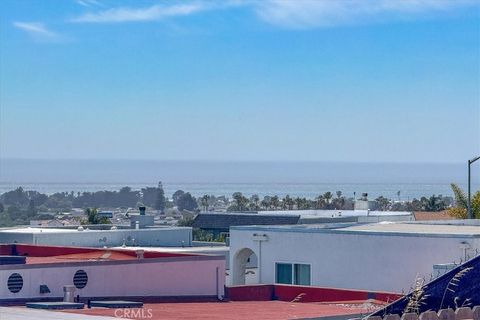 Tiny photo for 721 Vista Pacifica Circle, Pismo Beach, CA 93449 (MLS # SC26111063)